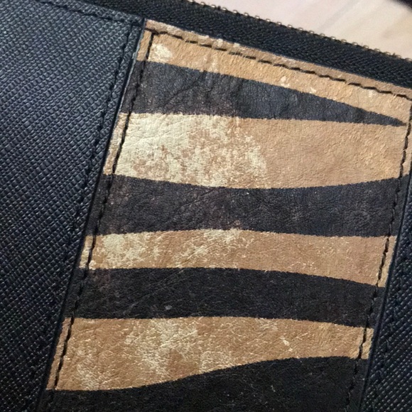 Badgley Mischka Wallet - Picture 4 of 5